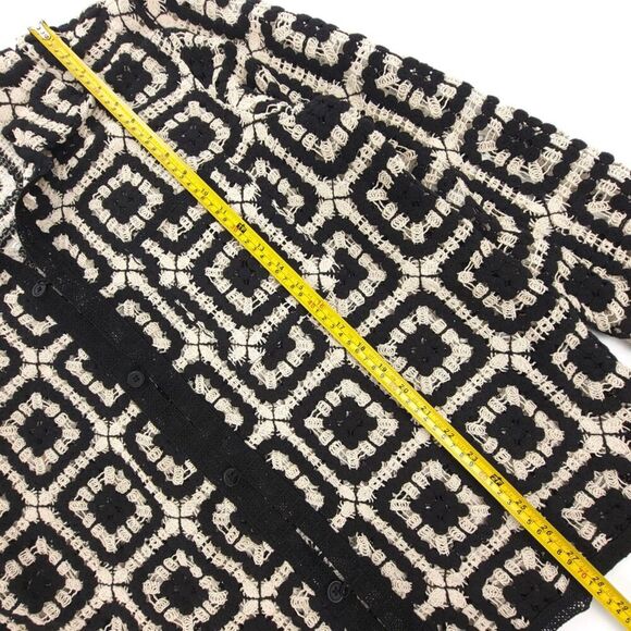 NEW Zara Crochet Overshirt Beachy Boho Knit Button Down Shirt Jacket Black Ecru - Picture 3 of 8